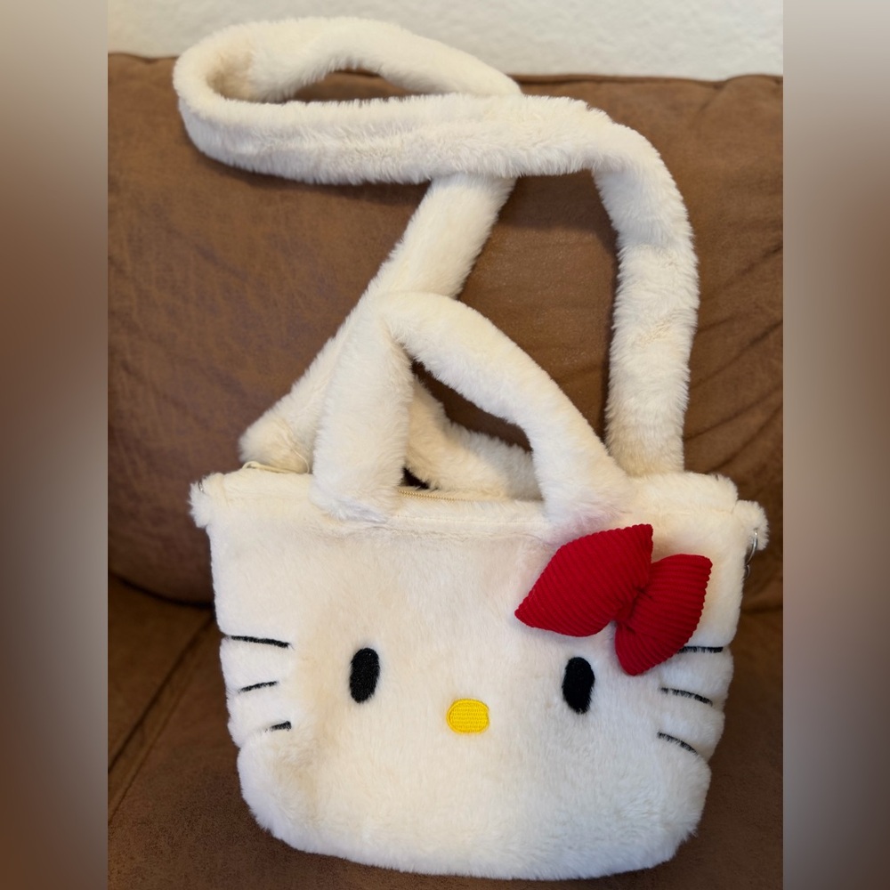Hello Kitty plush bag